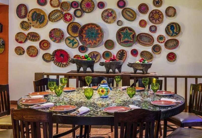 Marina Fiesta Resort & Spa, A La Carte All Inclusive Optional