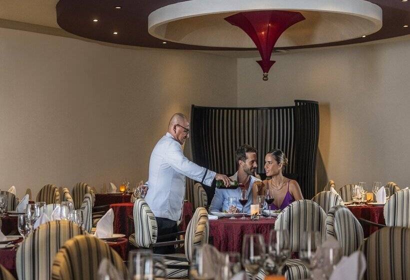 منتجع El Beso - Adults Only at Ocean Coral & Turquesa - All Inclusive