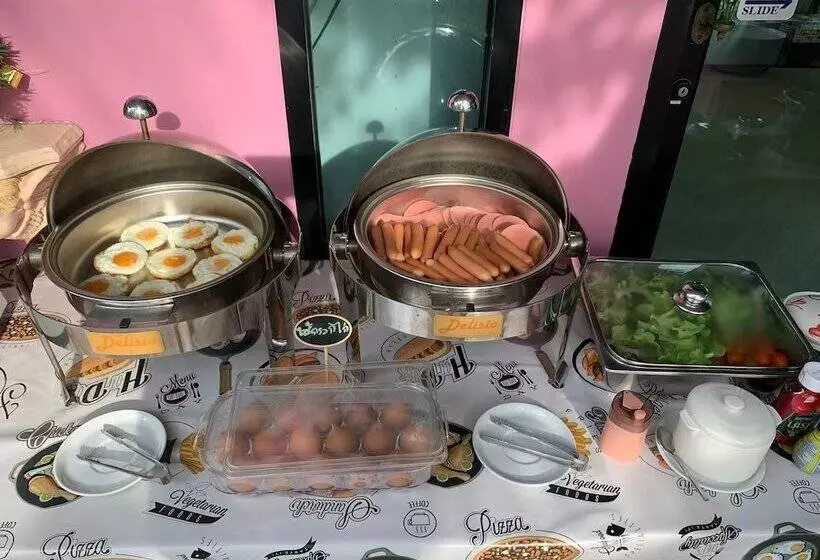 Hotelli Bangchong Marina Resort