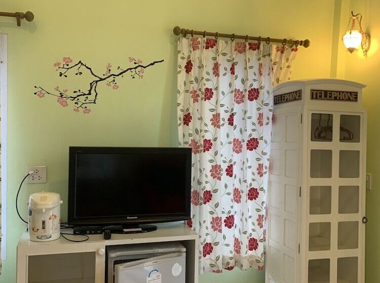 فندق Bangchong Marina Resort