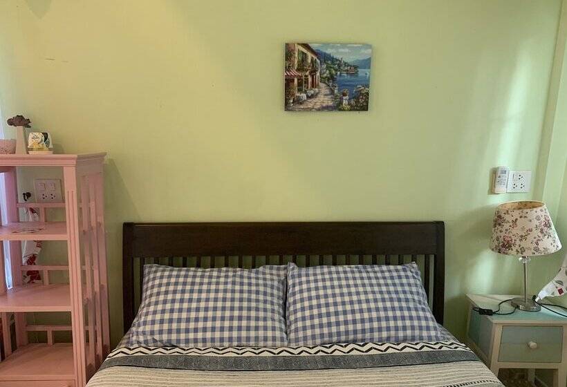 فندق Bangchong Marina Resort