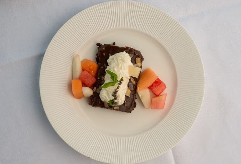 فندق Femø Kro Anno2022