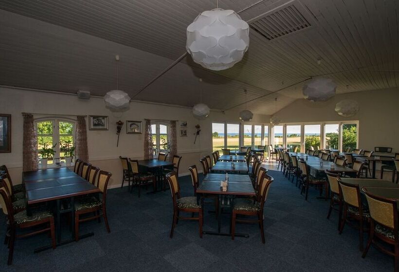 فندق Femø Kro Anno2022