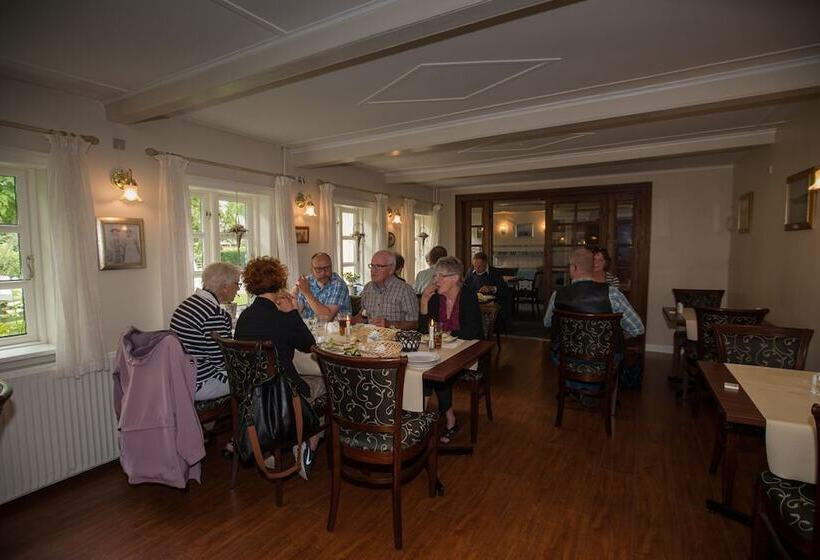 فندق Femø Kro Anno2022