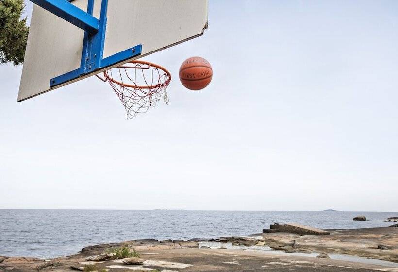 فندق First Camp Gunnarsö Oskarshamn