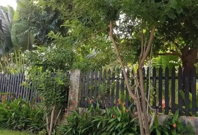 هتل Hana Resort & Bungalow