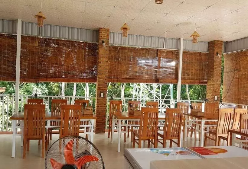 هتل Hana Resort & Bungalow