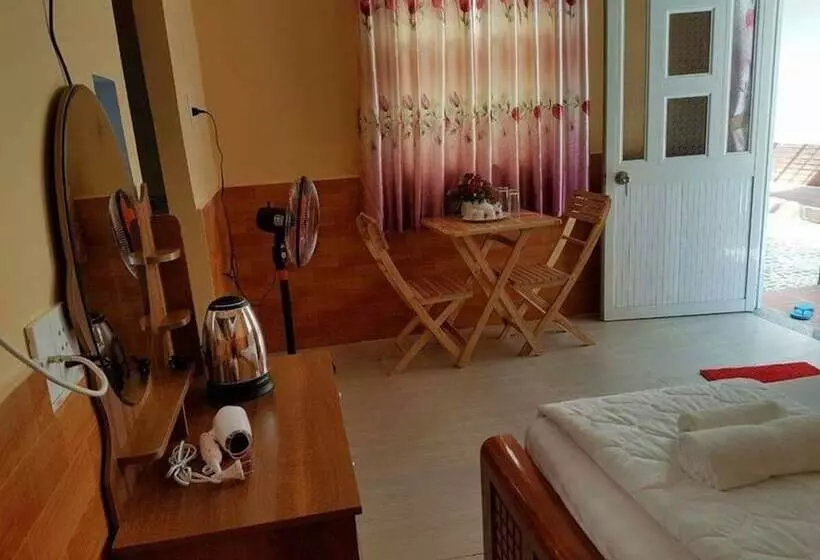 هتل Hana Resort & Bungalow