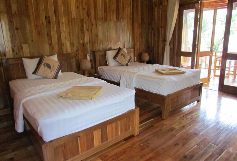 هتل Mango Beach Resort