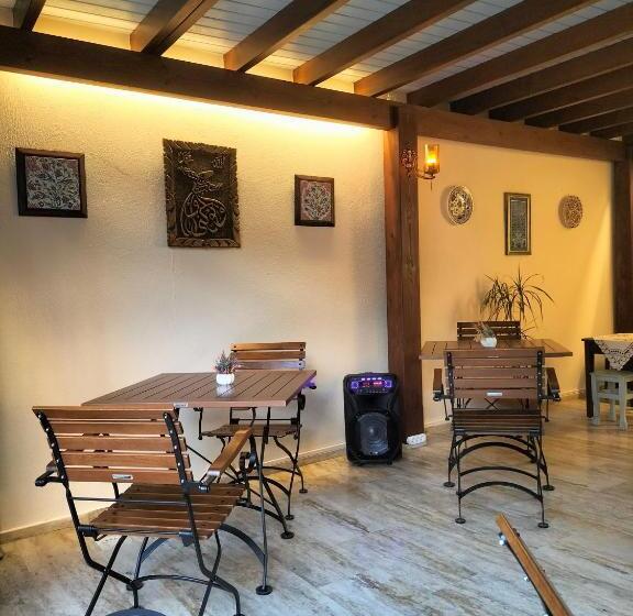 בית מלון כפרי Mary S House