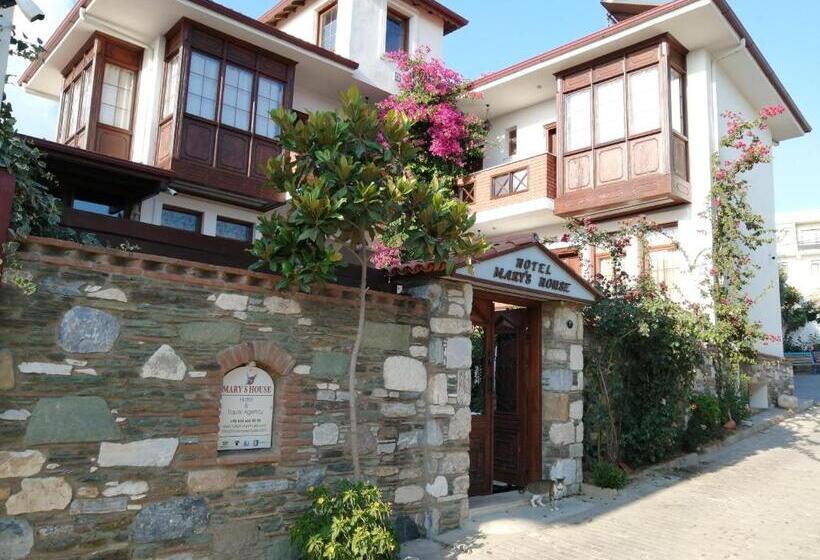 בית מלון כפרי Mary S House