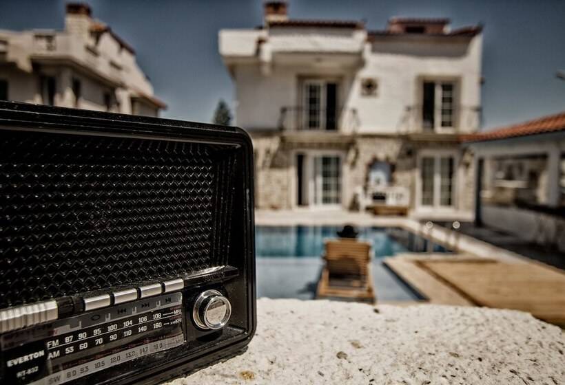 هتل Naz Konak Alacati