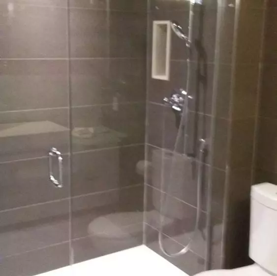 Park Suites Toronto Front Street West