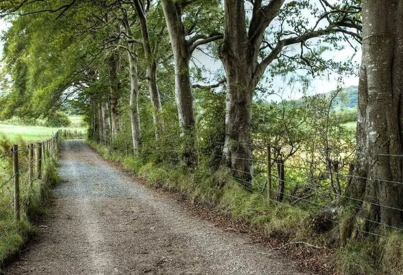Majatalo Ballylagan Organic Farm