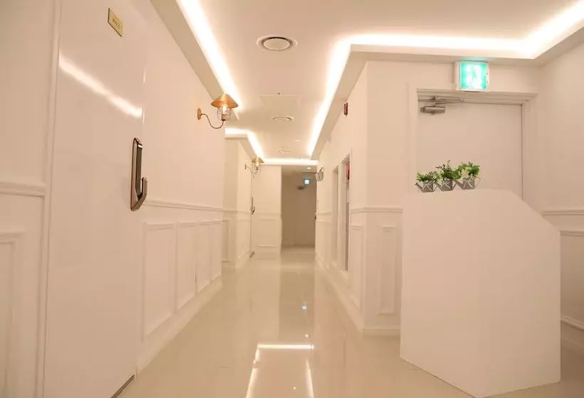 Majatalo Mj Guest House