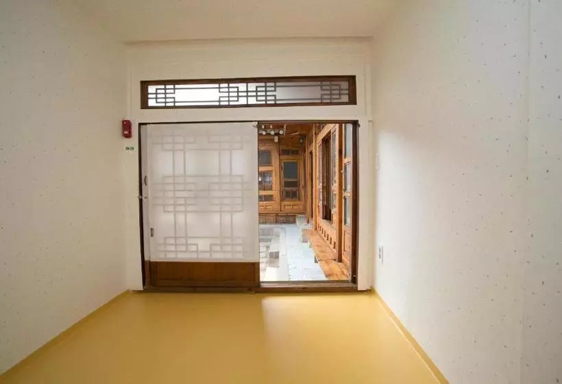 Majatalo Nuri Hanok Guesthouse