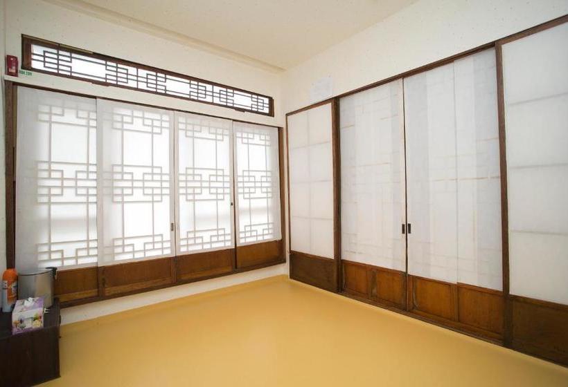 بنسيون Nuri Hanok Guesthouse