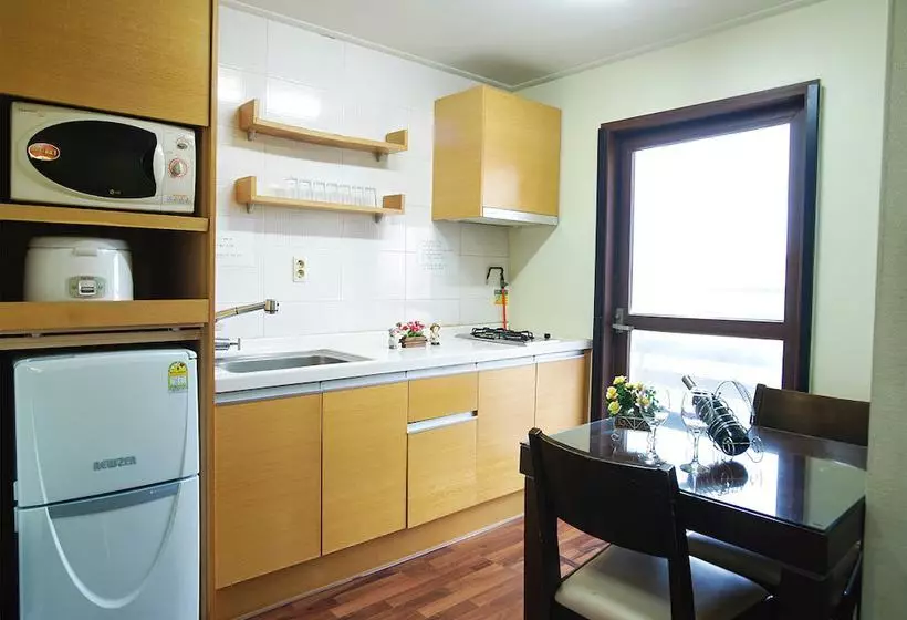 ペンション Silk Road