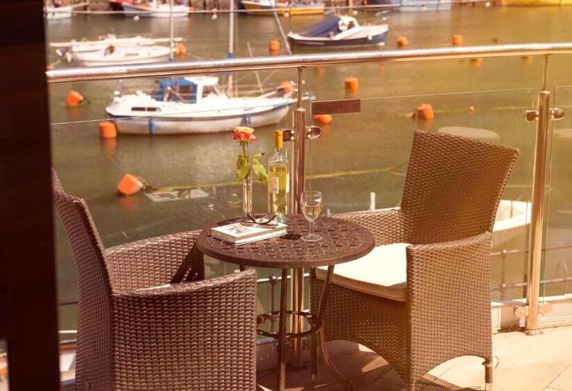 Pensão The Old Bridge House