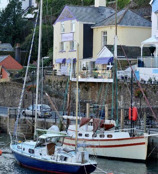 Pensão The Old Bridge House