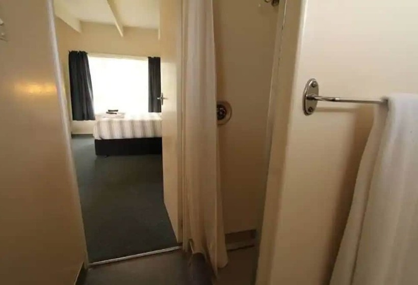 252 Beachside Motels & Holiday Park