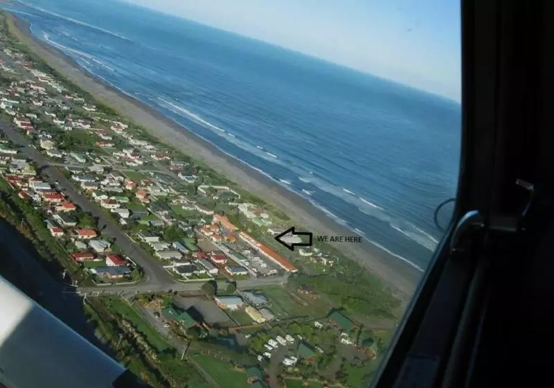 252 Beachside Motels & Holiday Park