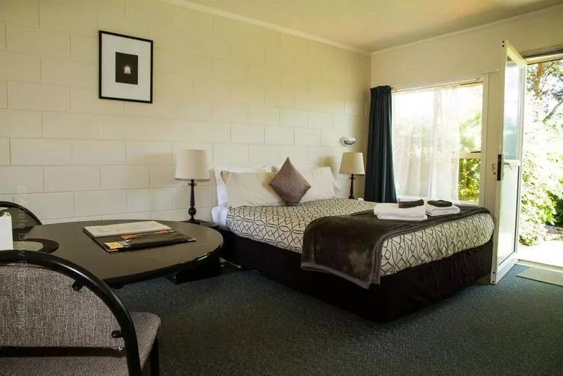 252 Beachside Motels & Holiday Park