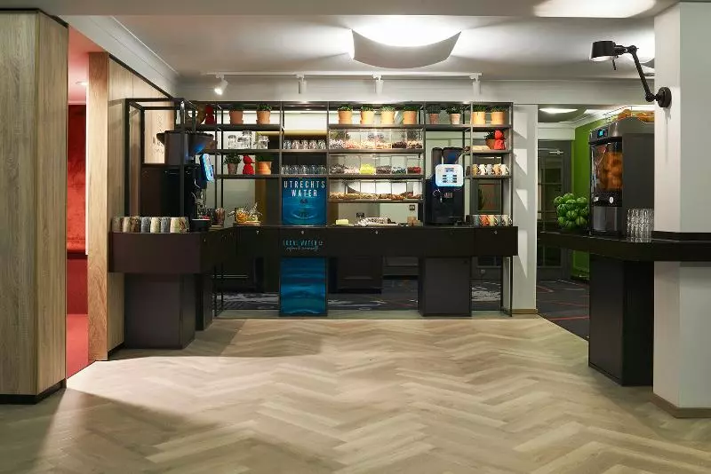 Отель Carlton President