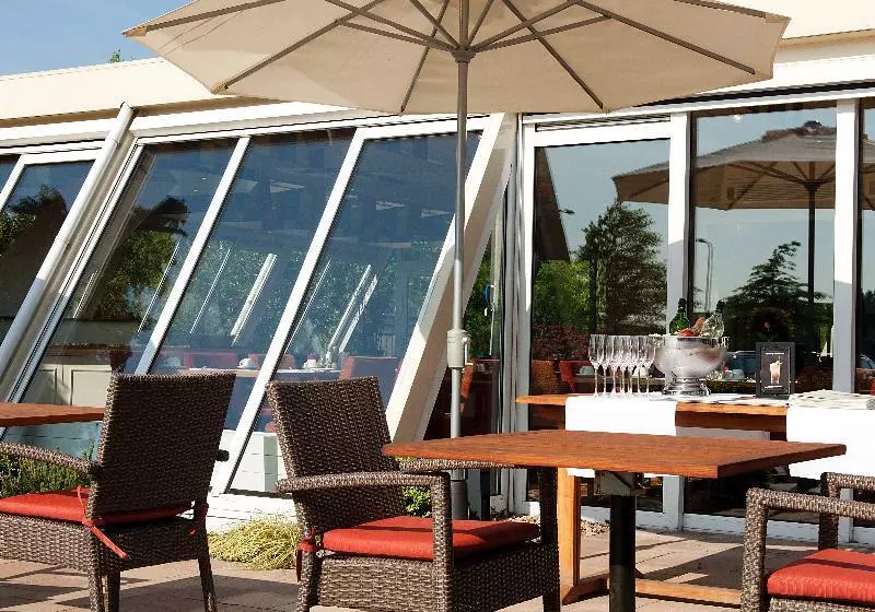 Отель Carlton President