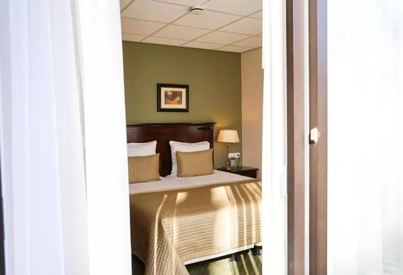 Отель De Lunterse Boer