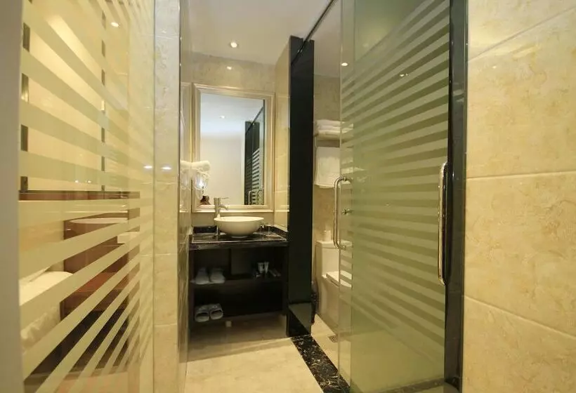 Retkeilymaja Huangshan Castle In The Sky