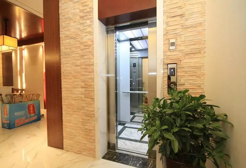 Retkeilymaja Huangshan Castle In The Sky