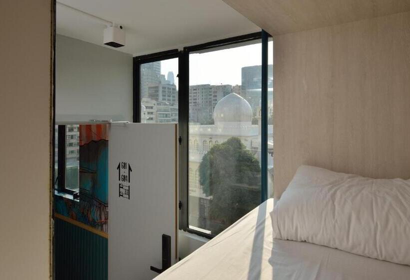 Atlas Hostel & Backpackers