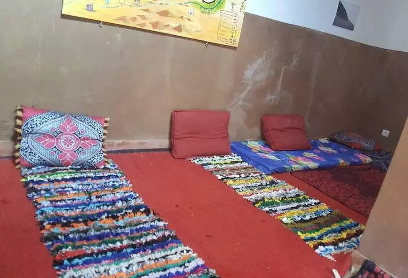 Authentique Riad M Hamid