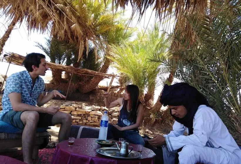 Authentique Riad M Hamid