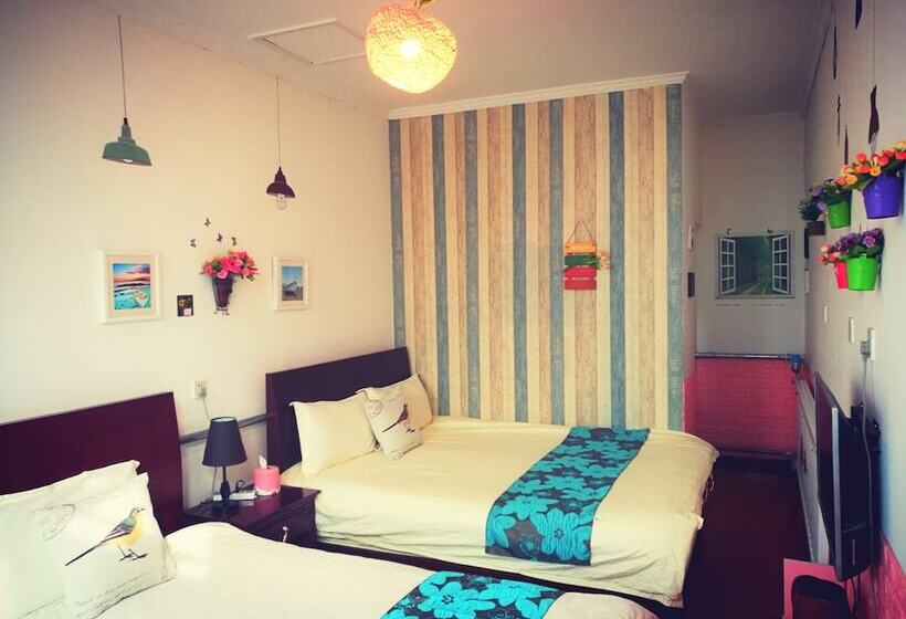 Beijing Badaling Great Wall Cao’s Courtyard Hostel