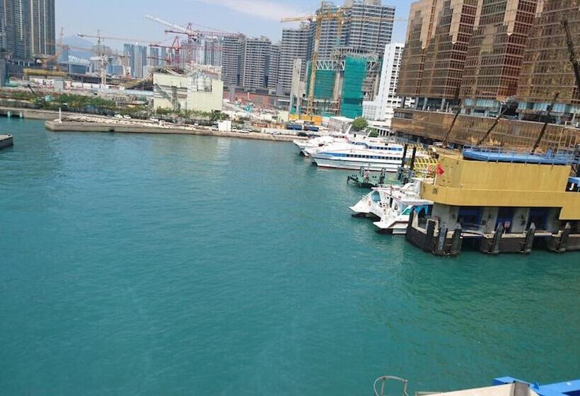 هاستل Castle Inn