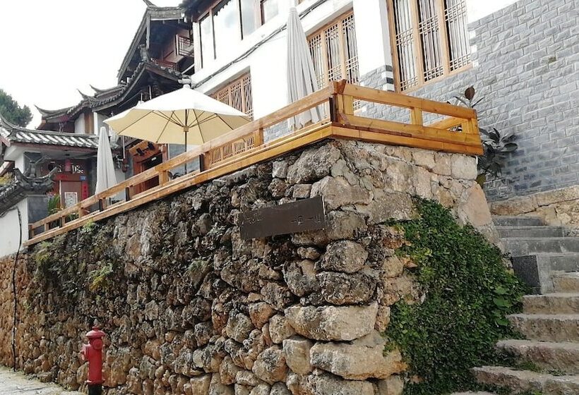 פונדק Mountain Musing