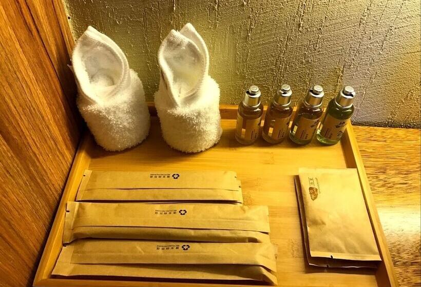 פונדק Mountain Musing