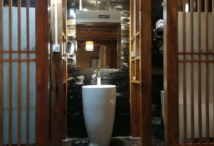 פונדק Mountain Musing