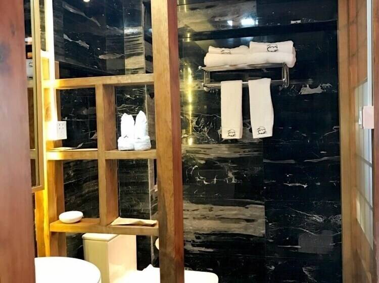 פונדק Mountain Musing