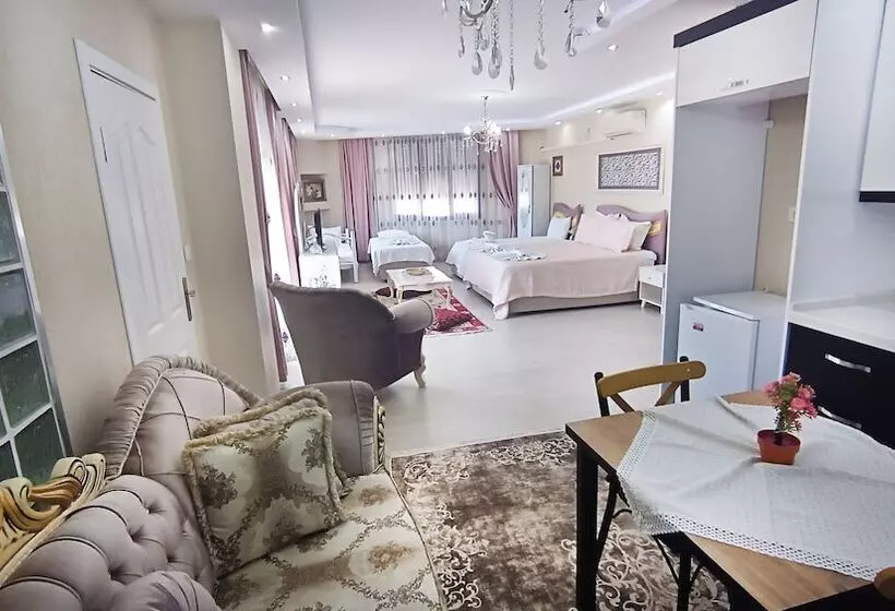 ホテル Ephesus Palaces