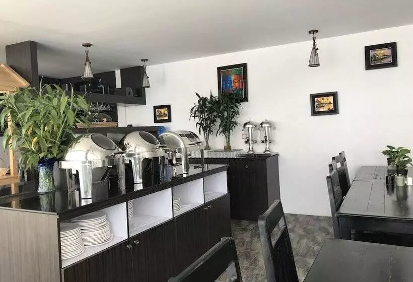 هتل Good Time Boutique