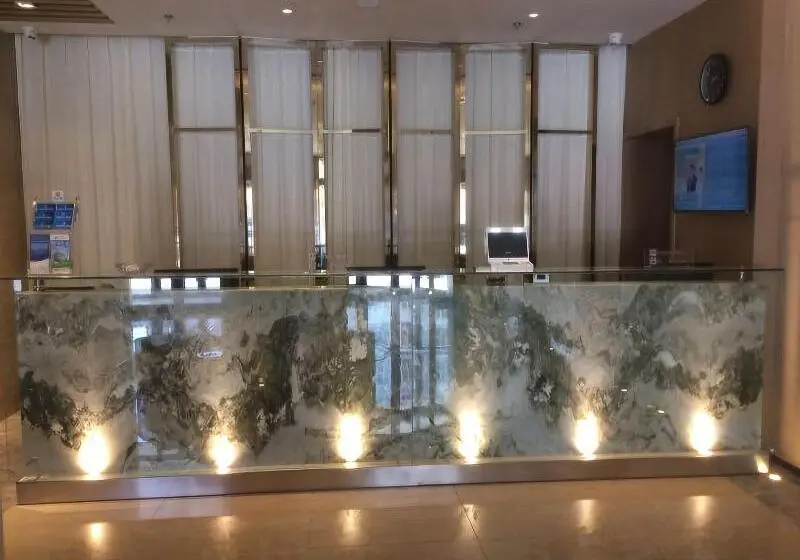 ホテル Jinjiang Inn Select Chifeng Railway Station