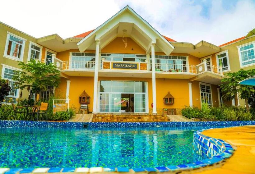 Отель Masailand Safari Lodge