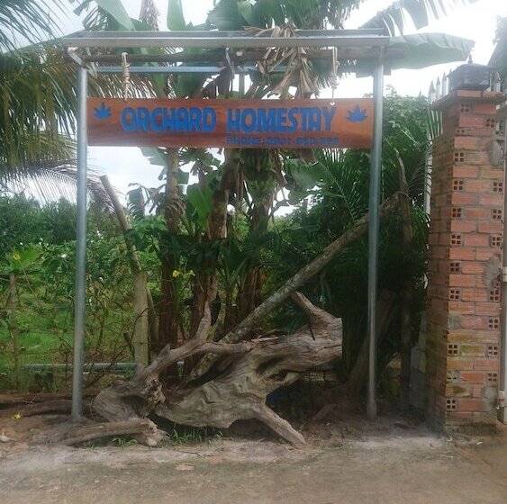 هتل Orchard Fruit Farm Bungalow