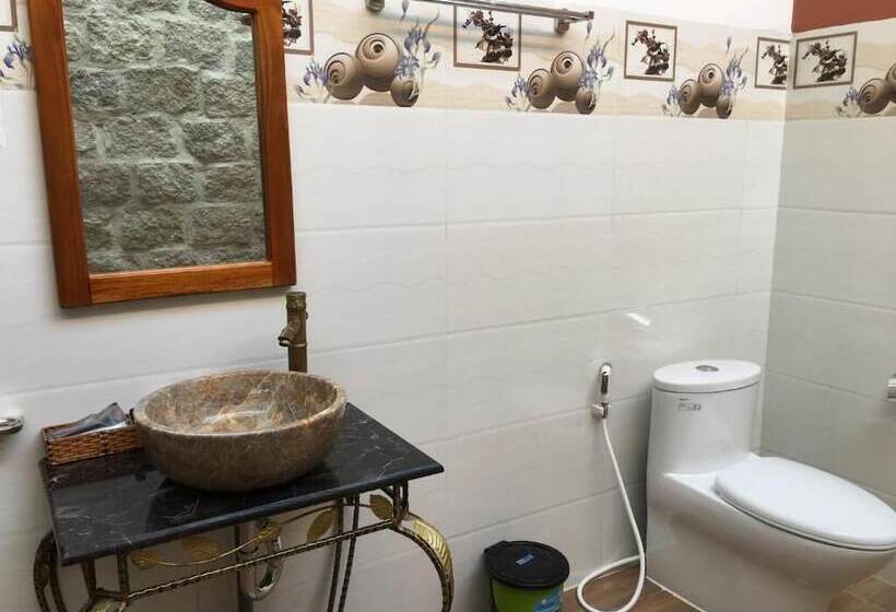 هتل Orchard Fruit Farm Bungalow