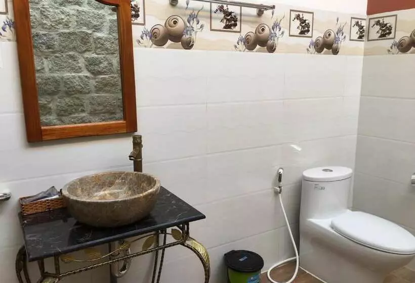 هتل Orchard Fruit Farm Bungalow