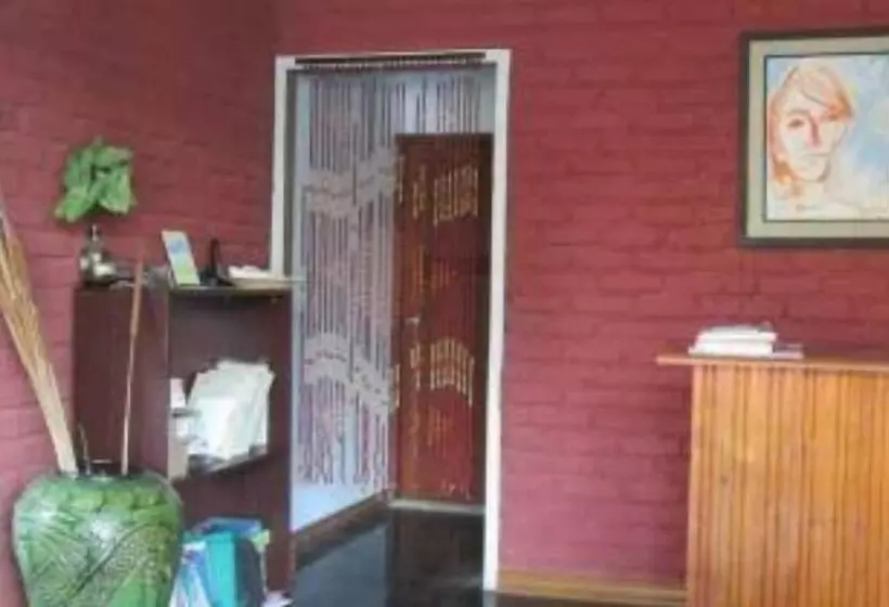 هتل Pyi1 Guest House