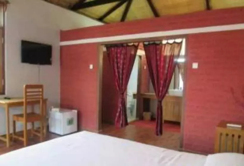 هتل Pyi1 Guest House